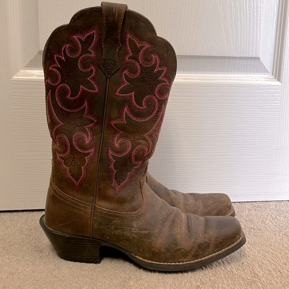Ariat Shoes - Women’s Ariat Boots. Size 6.5